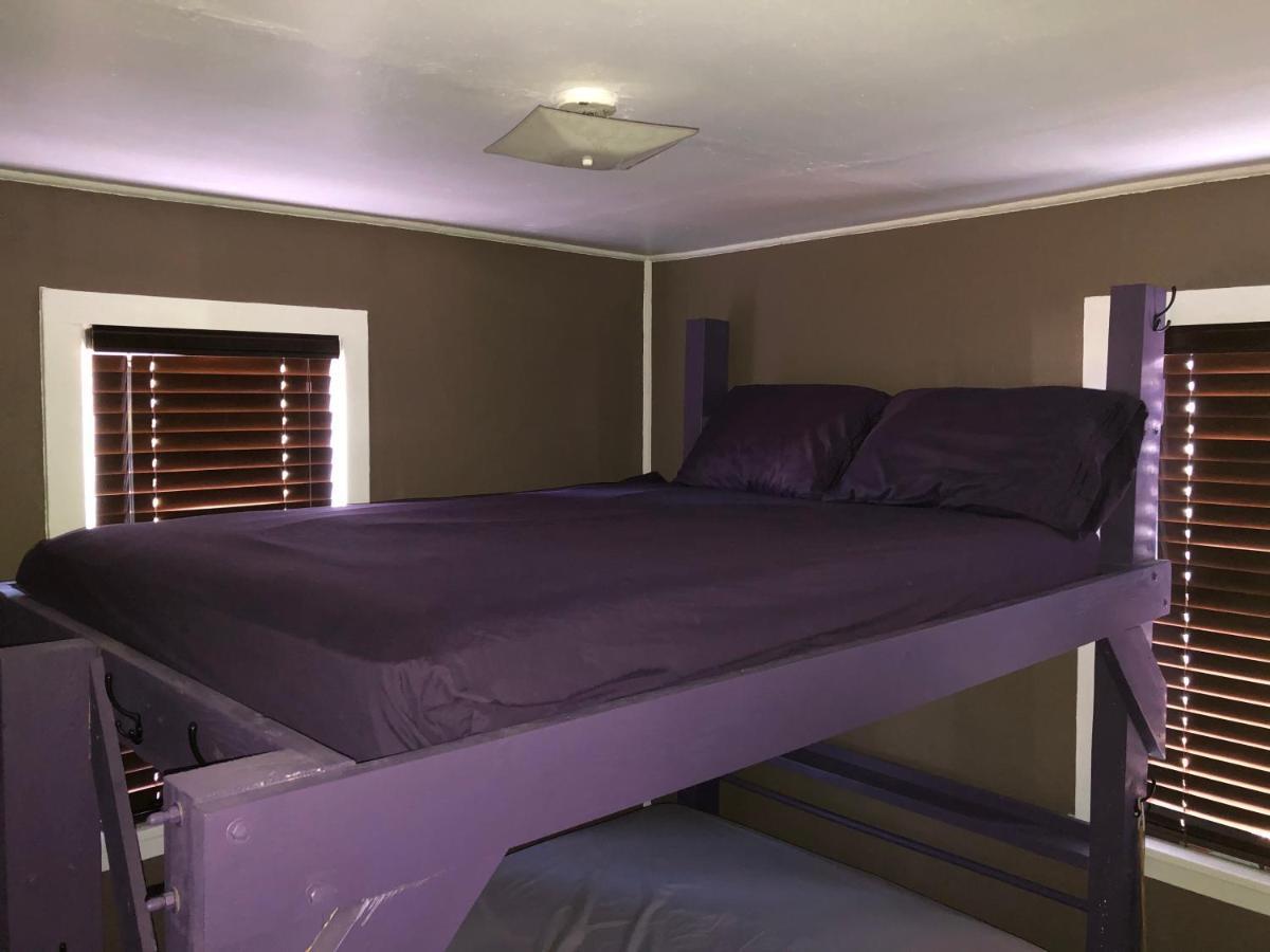Lava Flow Hostel 格兰茨帕斯 外观 照片